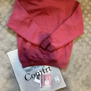 Comfrt Women's Pink Sweatshirt